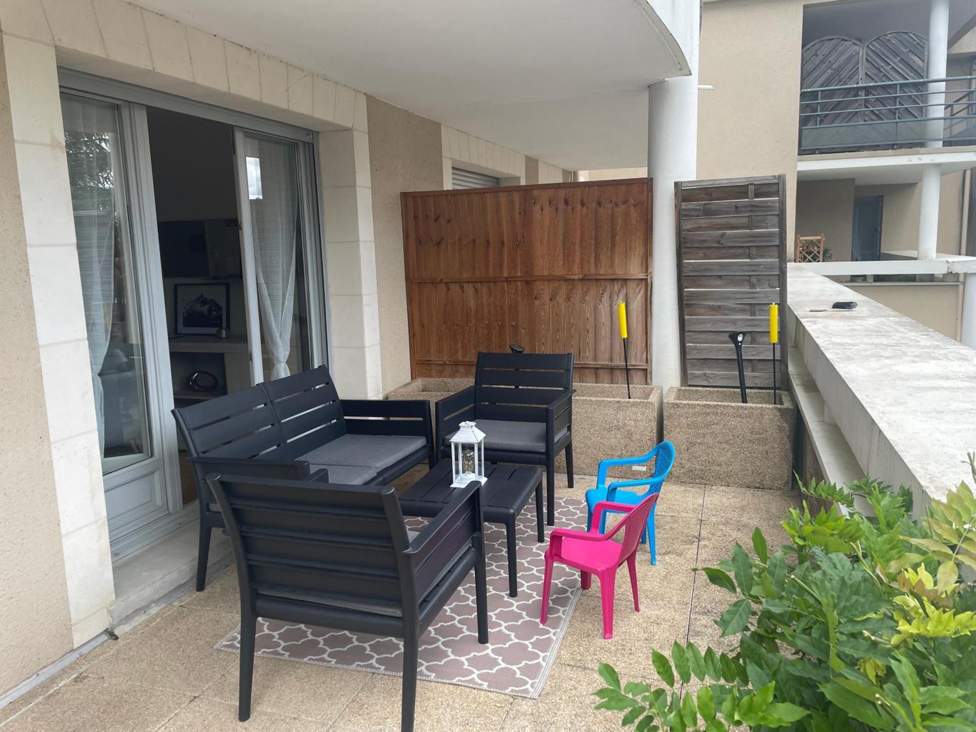 Appartement Avec Parking & Linge Inclus & Local Velos Blois Kültér fotó